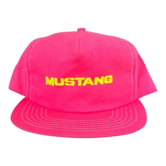 Vintage Ford Mustang Pink Snapback Hat Unisex Adjustable Fit - Picture 1 of 5